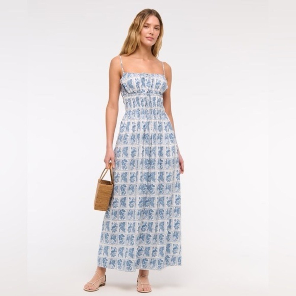 Abercrombie & Fitch Blue White Tile Print Smocked Maxi Dress Small